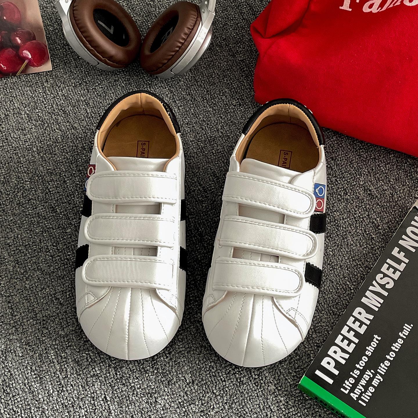 

Queen Fan Black Retro Inner Height Increasing Flat Bottom Forrest Gander Training Shoes Women s Summer 2025 New Soft-soled Casual Board Shoes 35 белый