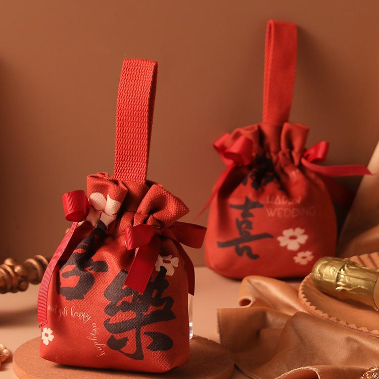 Бархатная свадебная коробка для конфет и подарков в китайском стиле Peaceful Joy Wedding Candy Bag