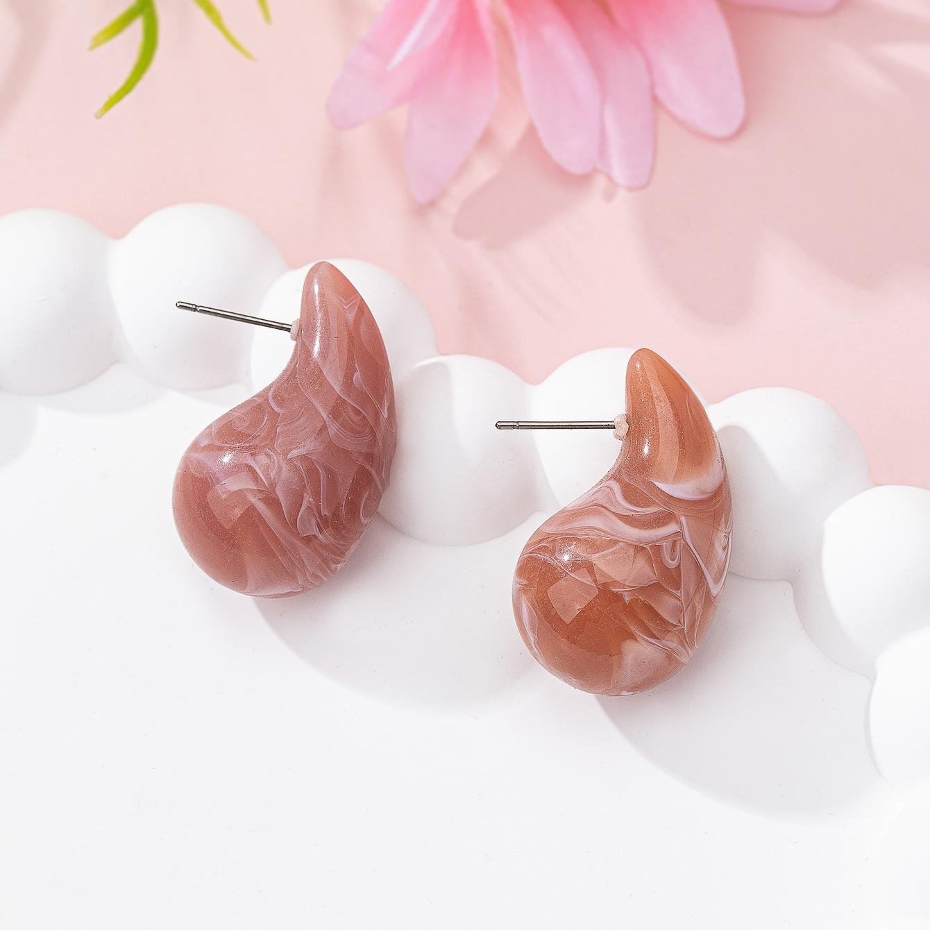 

A Pair of Women s Earrings in the Shape of Colorful Water Drops, Made of Acrylic Material, Suitable for Everyday Wear and Vacation Wear