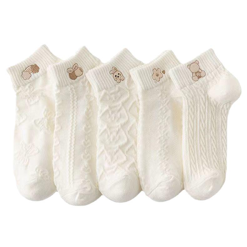 Spring/Summer Women's White Bear Low-Cut Socks - Simple Cartoon Design