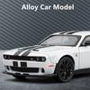 1/22 Dodge Challenger SRT Hellcat Alloy Musle Car Model Diecasts Metal Sports Car Vehicles Model Sound Light Childrens Toy Gift