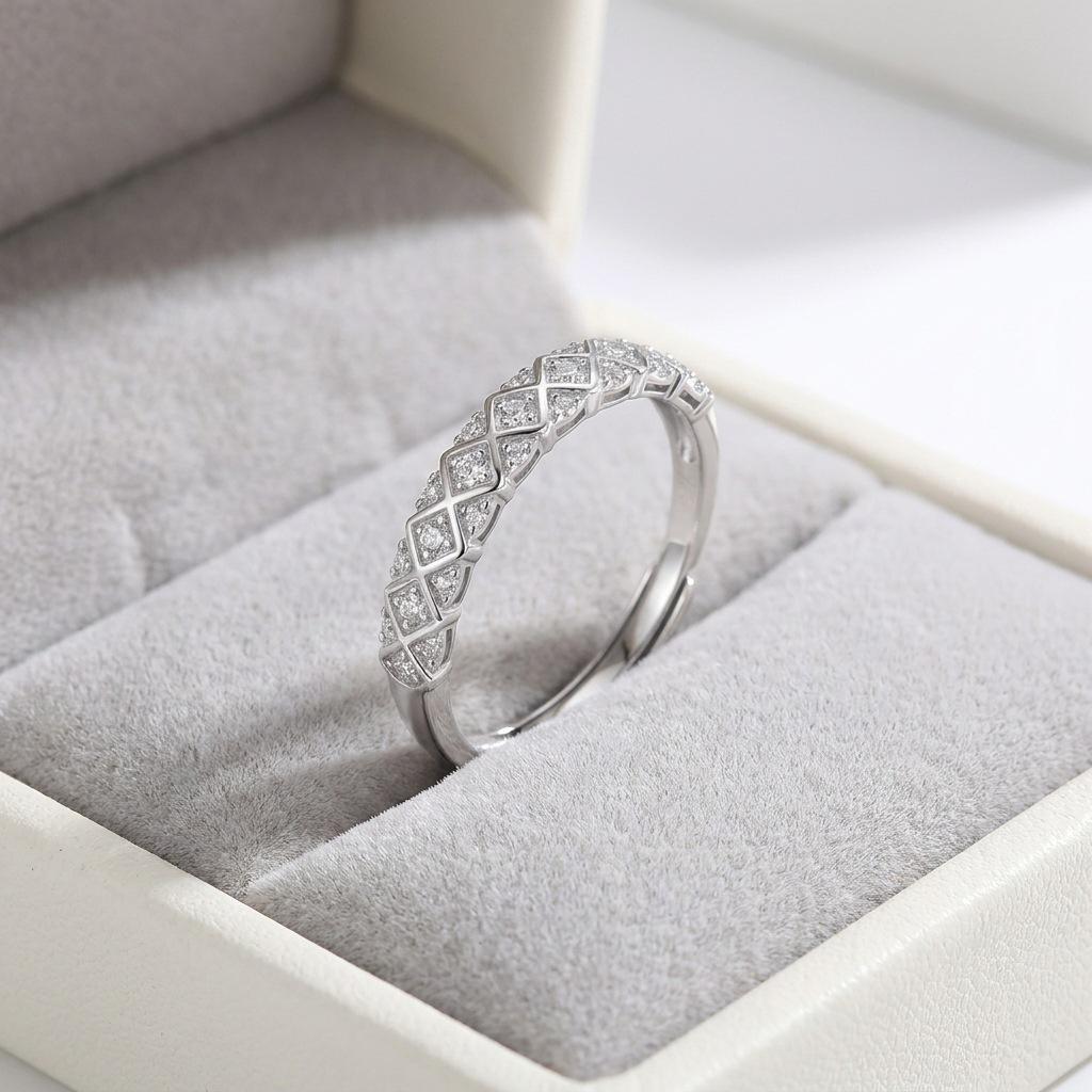 S925 Sterling Silver Open Adjustable Women's Ring with Diamond-Encrusted Lattice - Exquisite and Luxurious Accessory