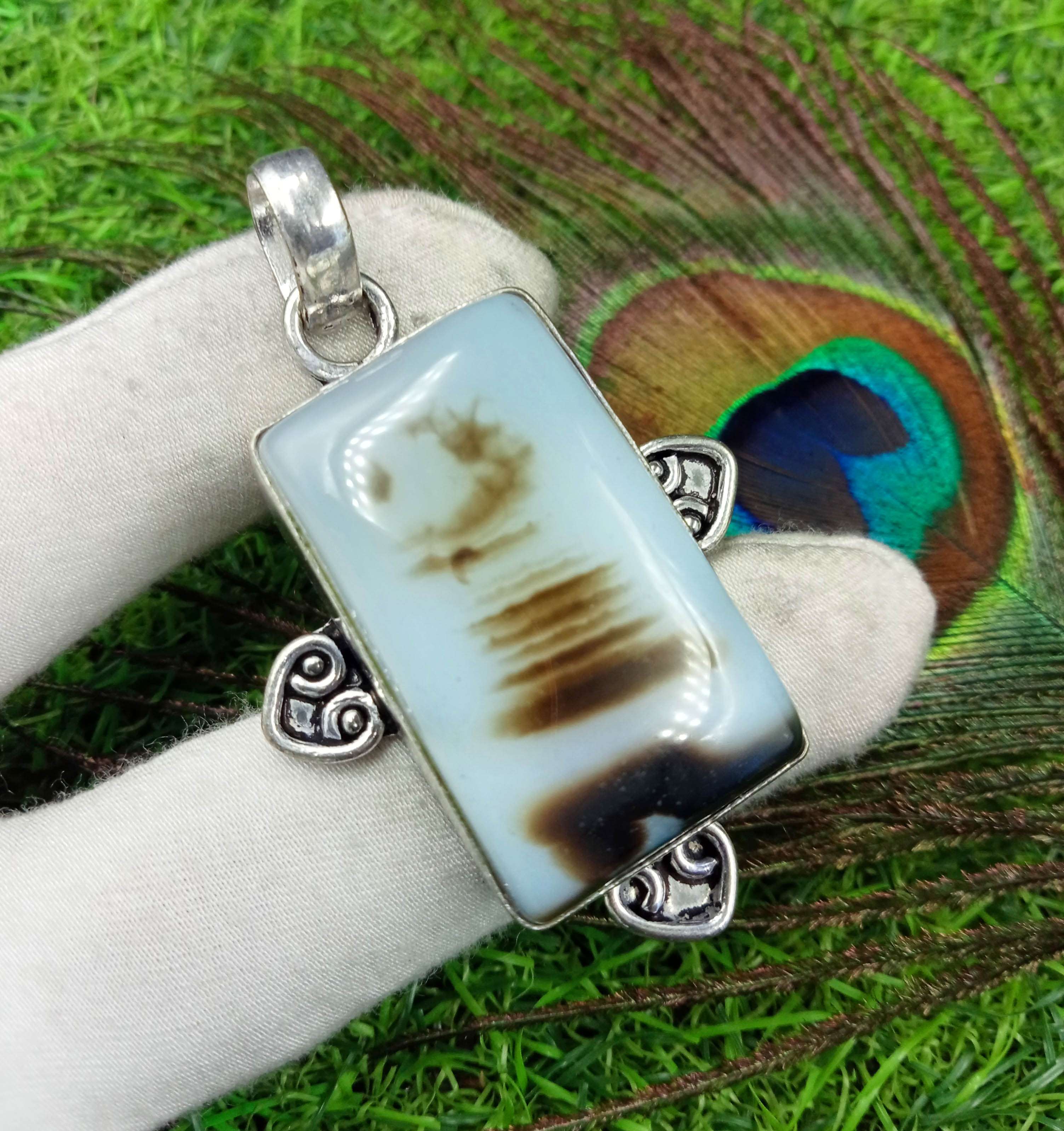 

Кулон с драгоценным камнем из ботсванского агата 925 пробы с серебряным покрытием DEP-116