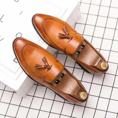 Mode Sommer Neu Herren Mode Quastenschuhe Schwarz Braun PU Lässig Business Kleiderschuhe Hochzeit Bankett Anzugschuhe Größe 38-46 Herrenschuhe