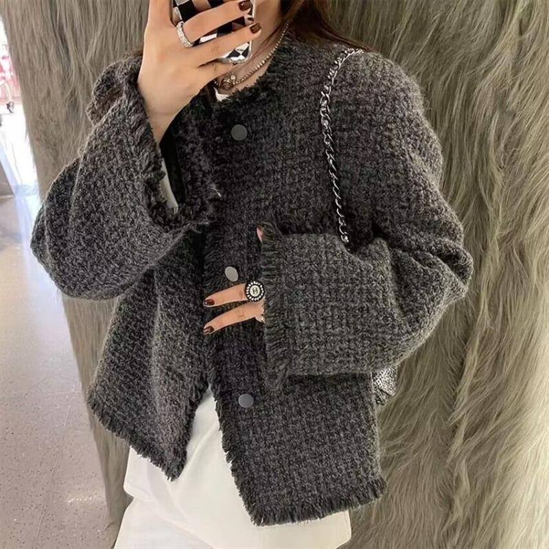 

Fashionable milk gray fringed short coat women s autumn loose temperament versatile short knitted cardigan top trendy XXXL