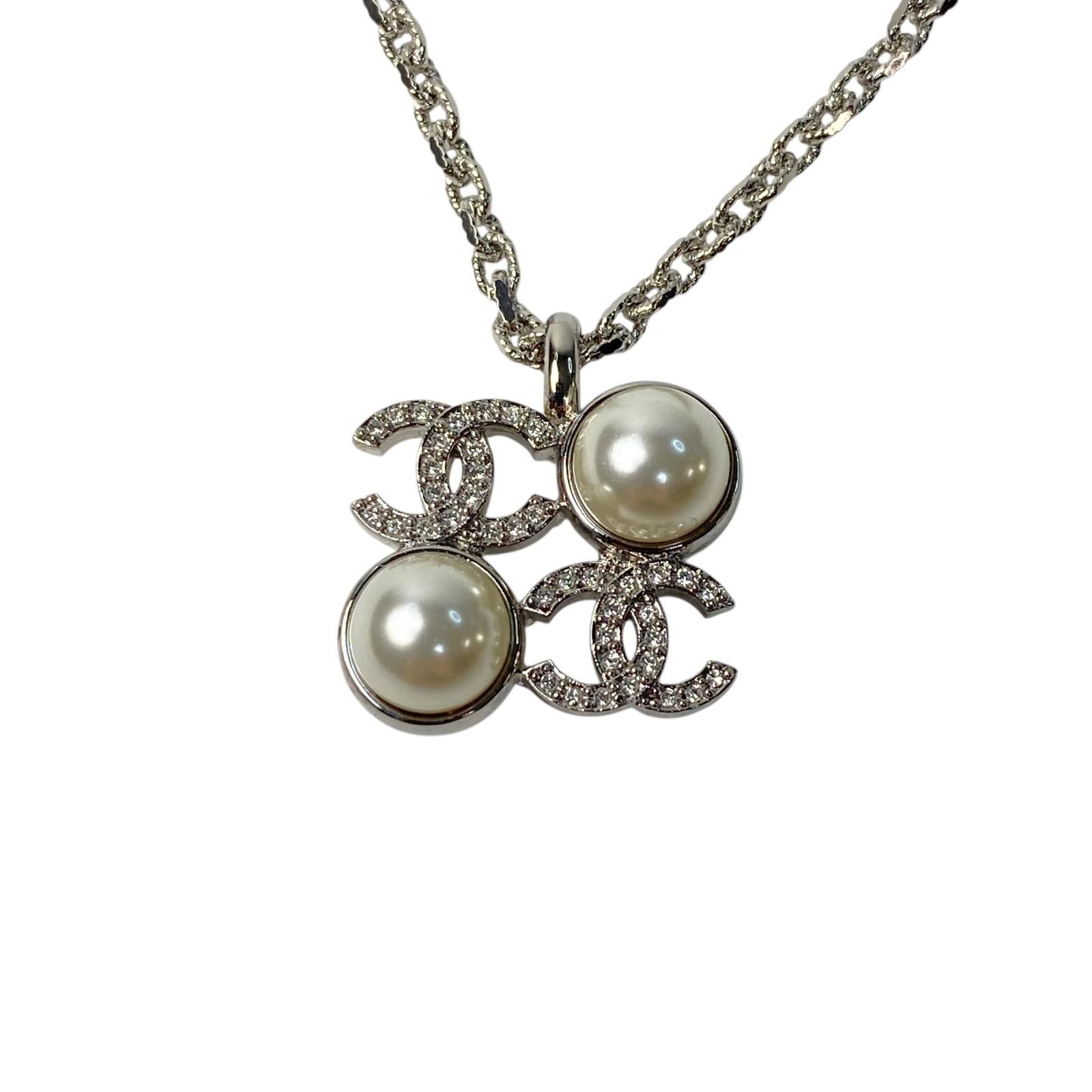 

Used CHANELNecklace Silver Women