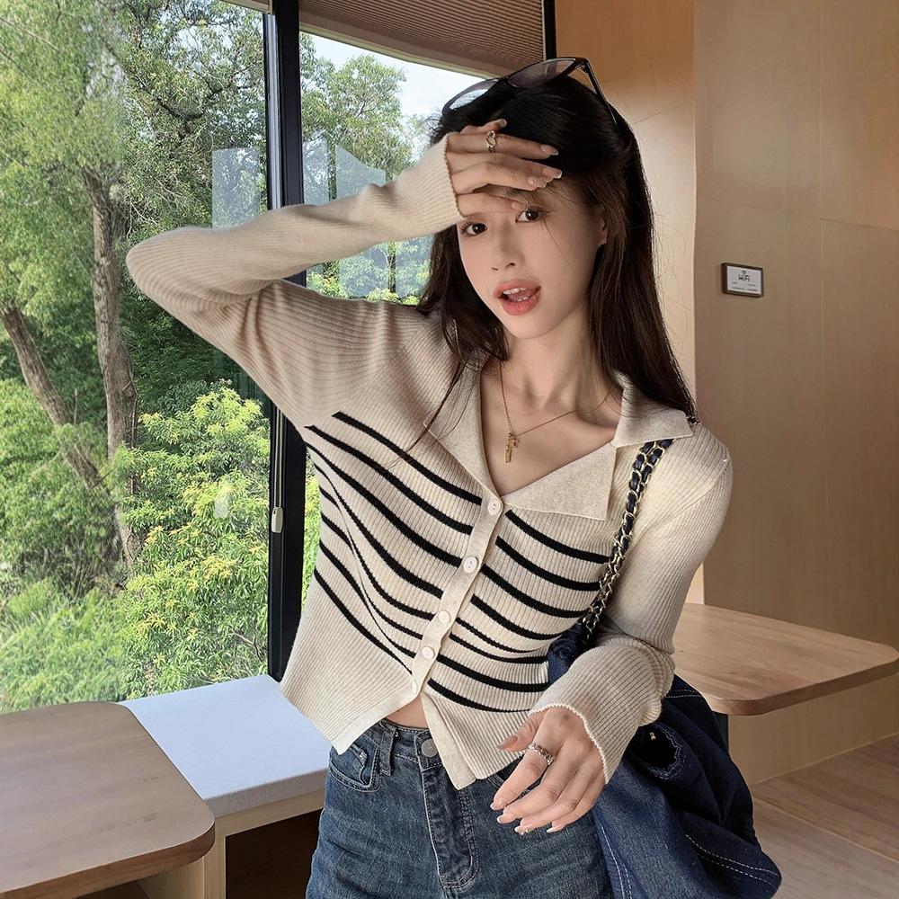 Casual Long-sleeved Niche Knitted Cardigan Jacket Women's Autumn Slim-fitting and Thin Short Shirt
