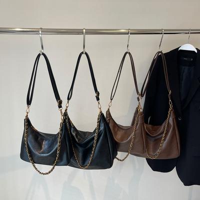 Enkel och stor väska Damhöst och vinter modekedja Enaxlad armhåla väska Retro mångsidig pendlare budbärare toteväska