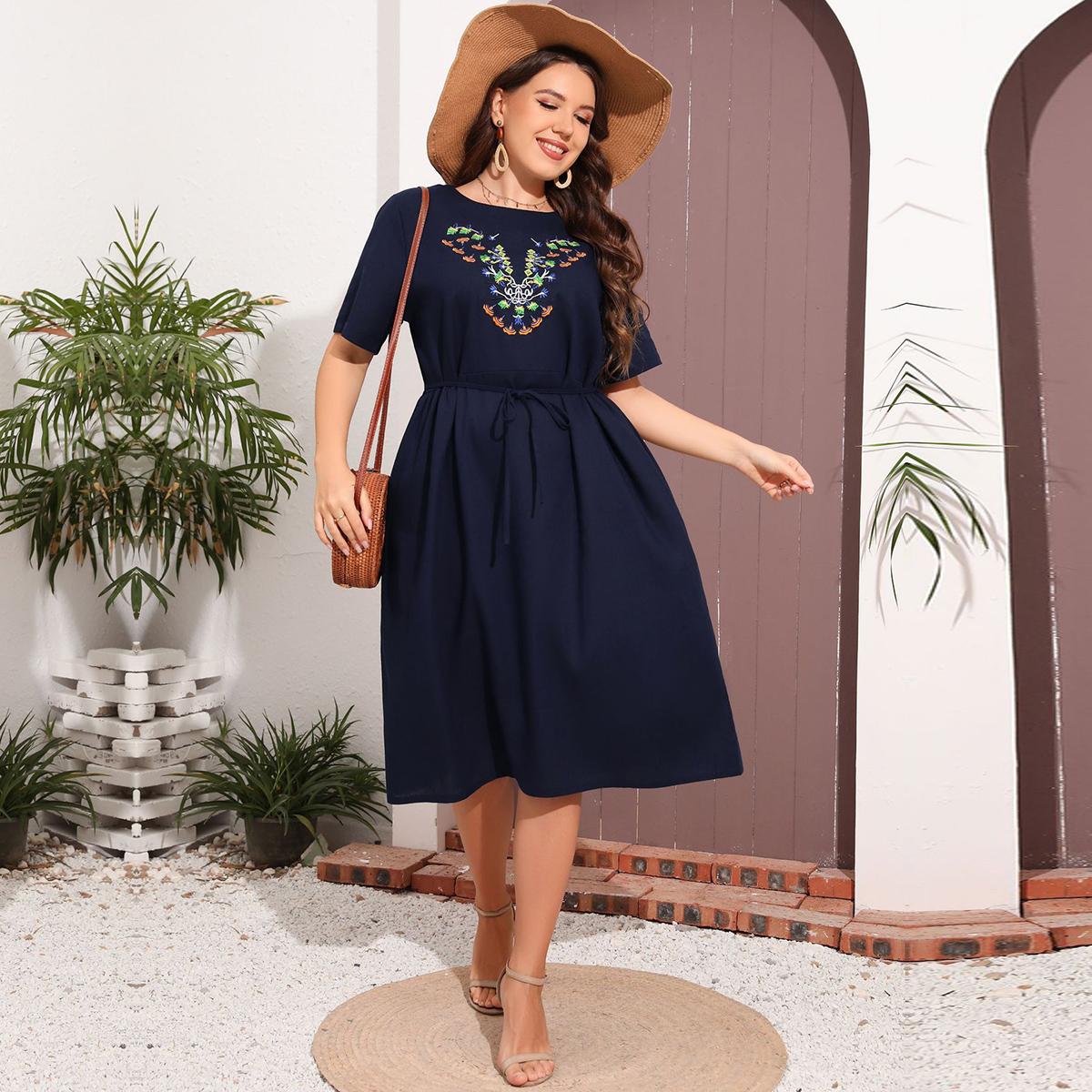 Женское летнее платье с круглым вырезом и коротким рукавом с вышитым поясом больших — фото 9