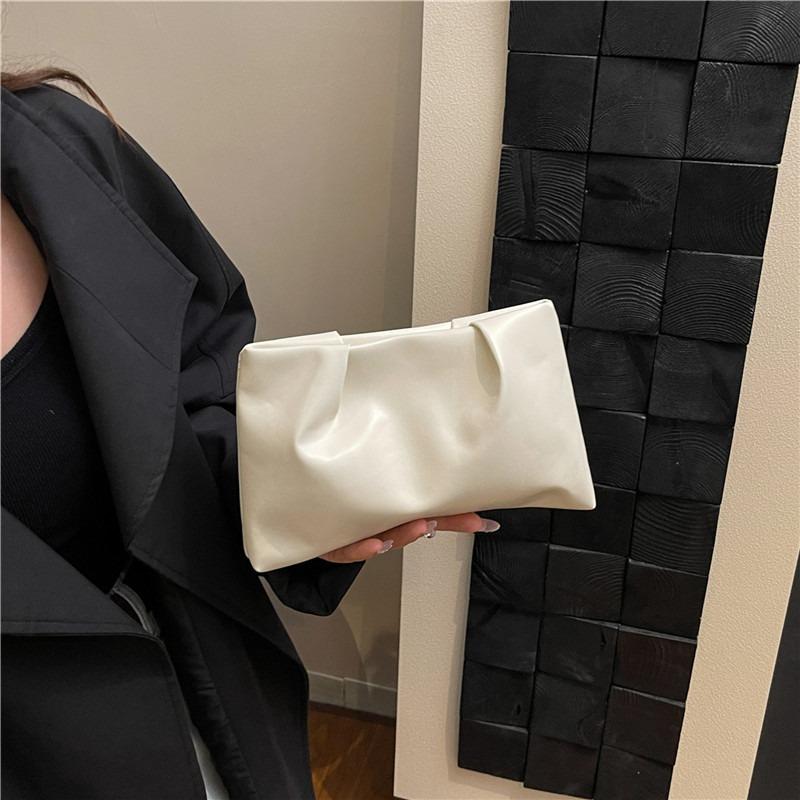 Modna wieczorowa mała torebka damska nowa mała kwadratowa torebka z plisowaną fakturą prosta i słodka torebka kopertówka do pracy