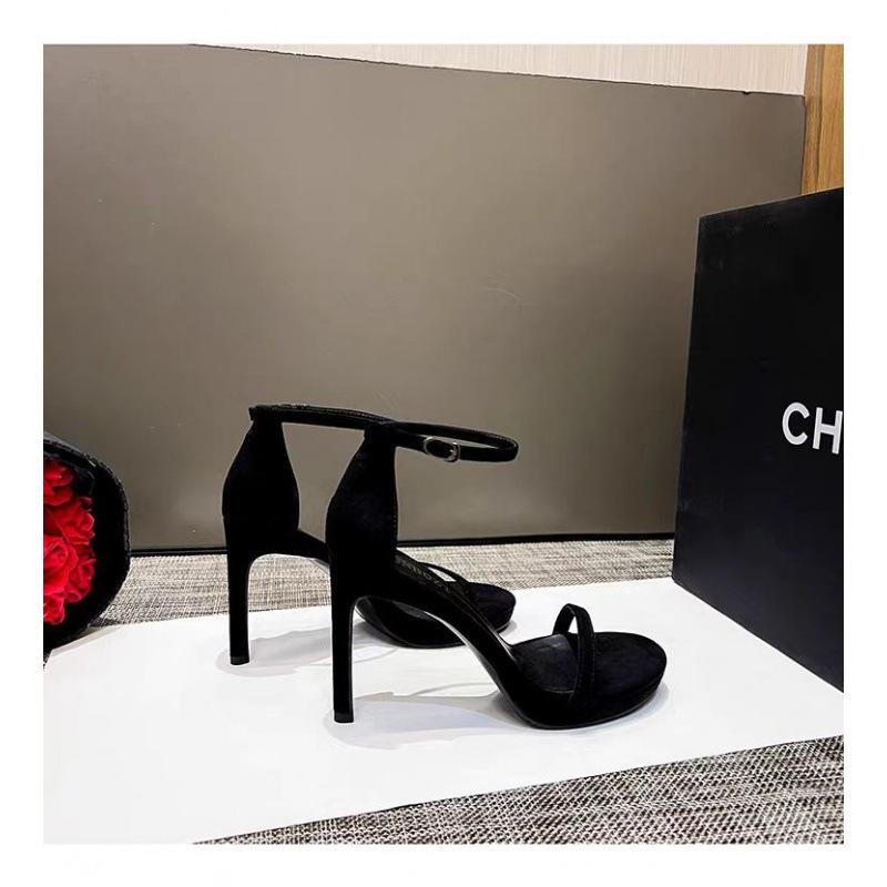 2025 women's new word with sexy versatile thin heel waterproof platform platform platform sandals women's summer Internet celebrity high heels