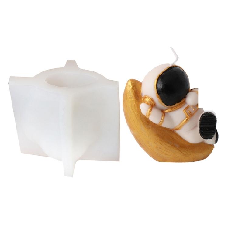 Astronaut Silicone Candle Molds Soap Silicone Molds for Making Candle Soap Home Decorations Epoxy Resin Silicone Molds