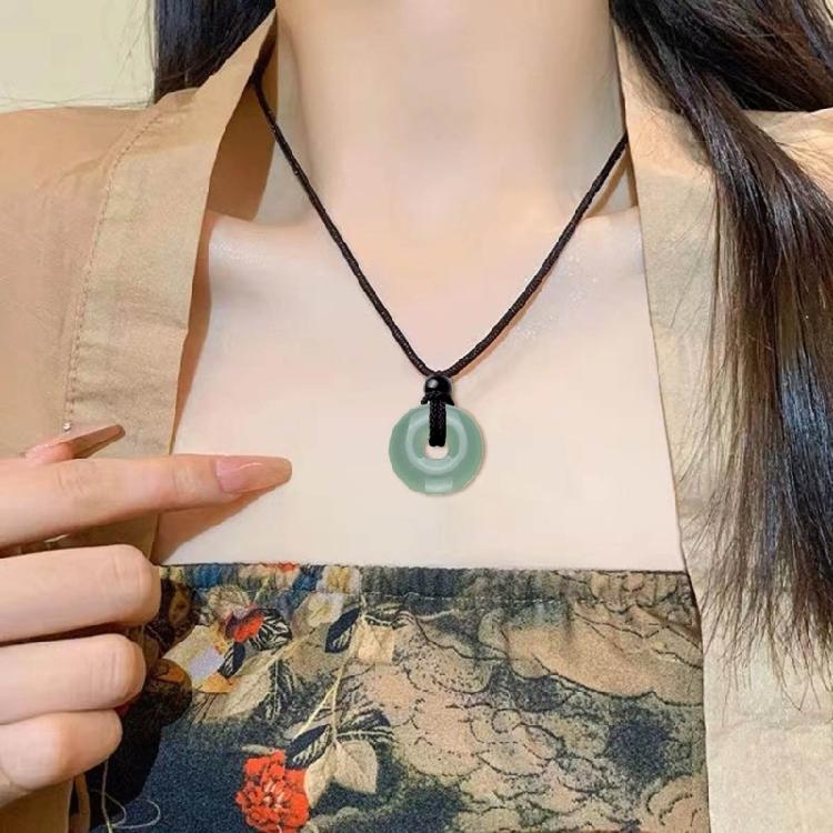 Natural Crystal Agate Aesthetic Necklace Fashion Simple Clavicle Chain Women