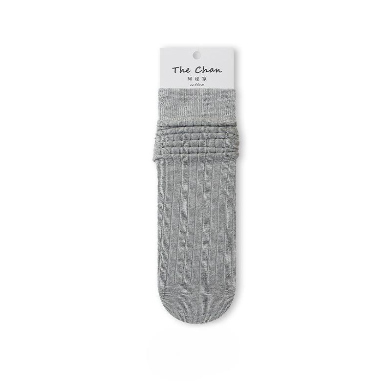 Women's Mid-calf Socks for Autumn and Winter, Solid Color Boneless Anti-pilling Pile Socks, Sweat-absorbing and Breathable Postpartum Socks