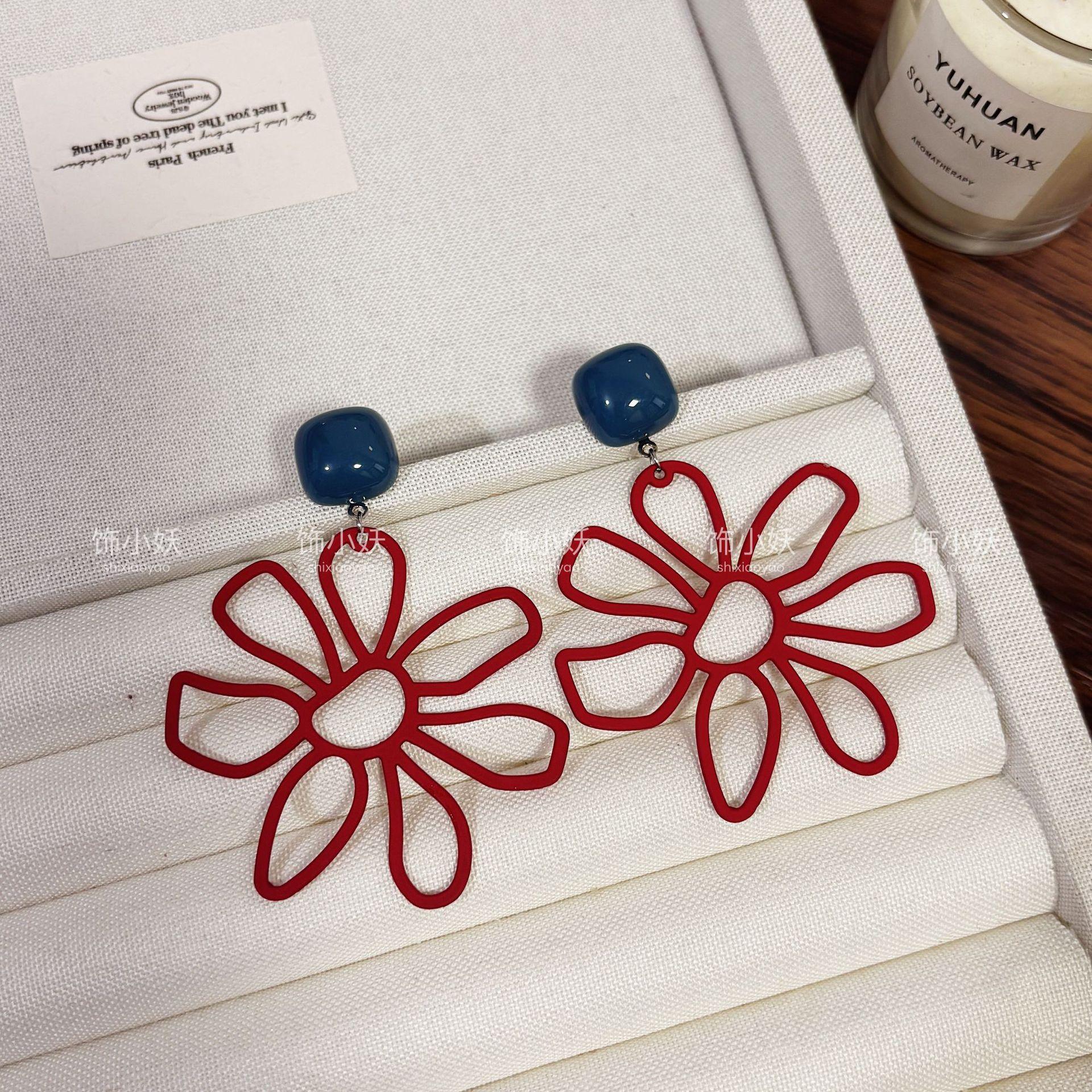 

Женские серьги с цветами в этническом стиле, персонализированные 1 pair of earrings красный