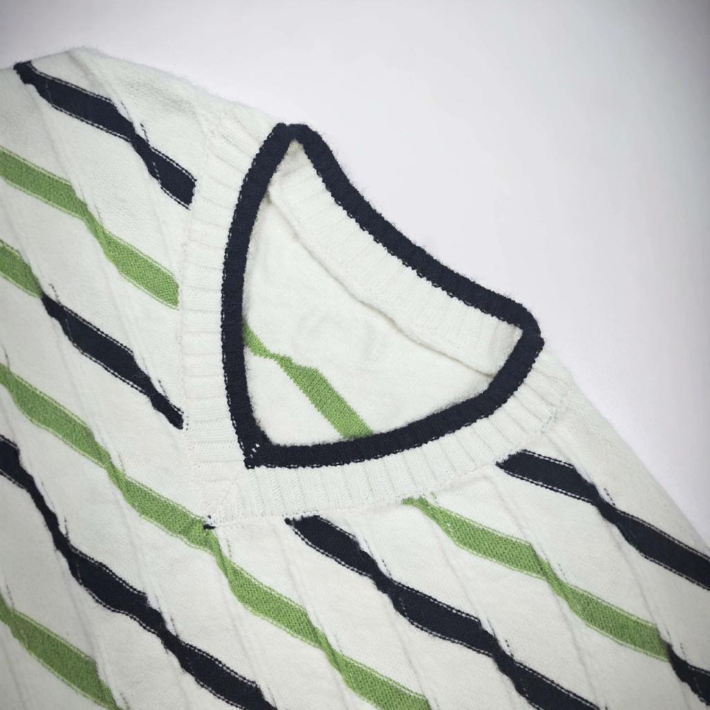 Ladies Preppy Style Knit Vest, V-Neck Diagonal Striped Green & Black Sleeveless Sweater for Fall