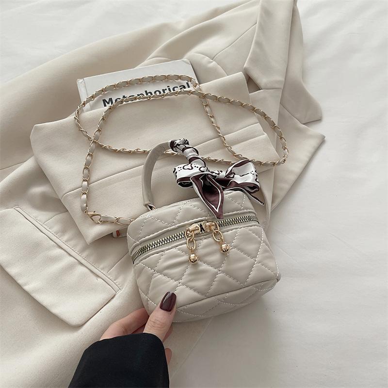 Today's Popular Mini Small Bag Women's Spring New Versatile Small Gold Ball Diamond Chain Fashion Messenger Bag