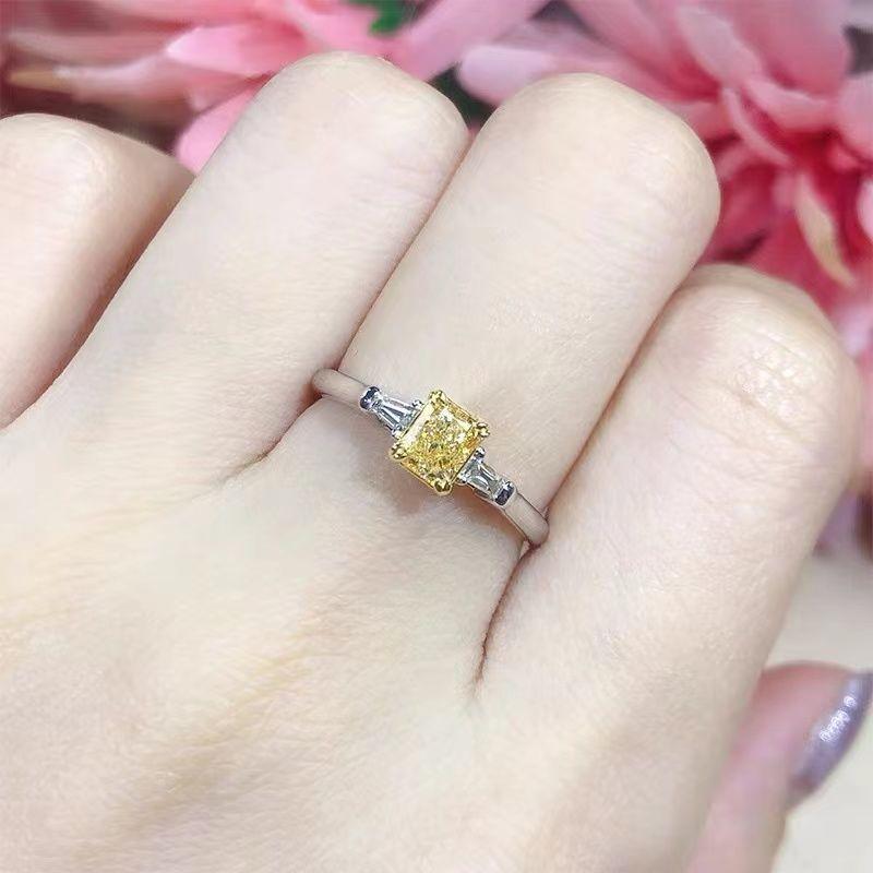 Anillo de mujer, anillo de diamante de color, simulación de tendencia europea y americana para mujer, anillo de diamante amarillo para el dedo índice de la novia, modelo popular
