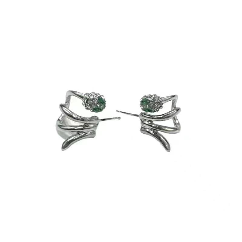 

Unique niche design, snake-shaped earbone clip, zircon earclip, new women s earrings without earholes