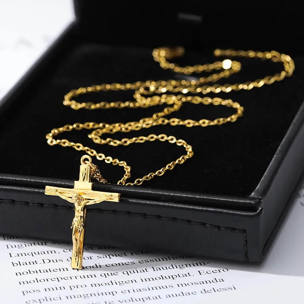 Stainless Steel Christian Tree Cross Necklace for Women Men Pendant Necklaces Retro Religion Jewelry Gift New Design Bijoux