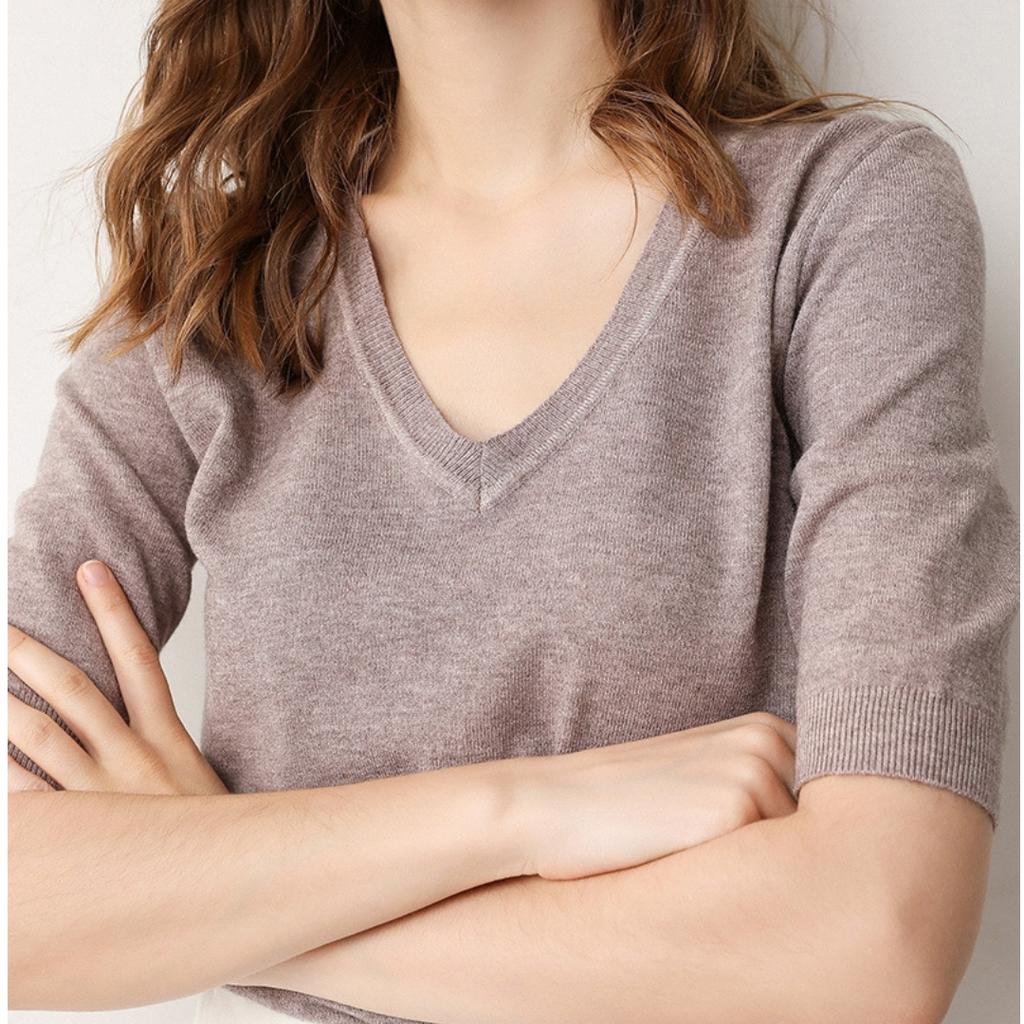 Fashion Women's Knitted V-neck Sweater Loose Bottoming Shirt T-shirt