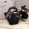 Premium bag, silk scarf pendant, child and mother contrasting color bucket bag, small lock, portable women's bag