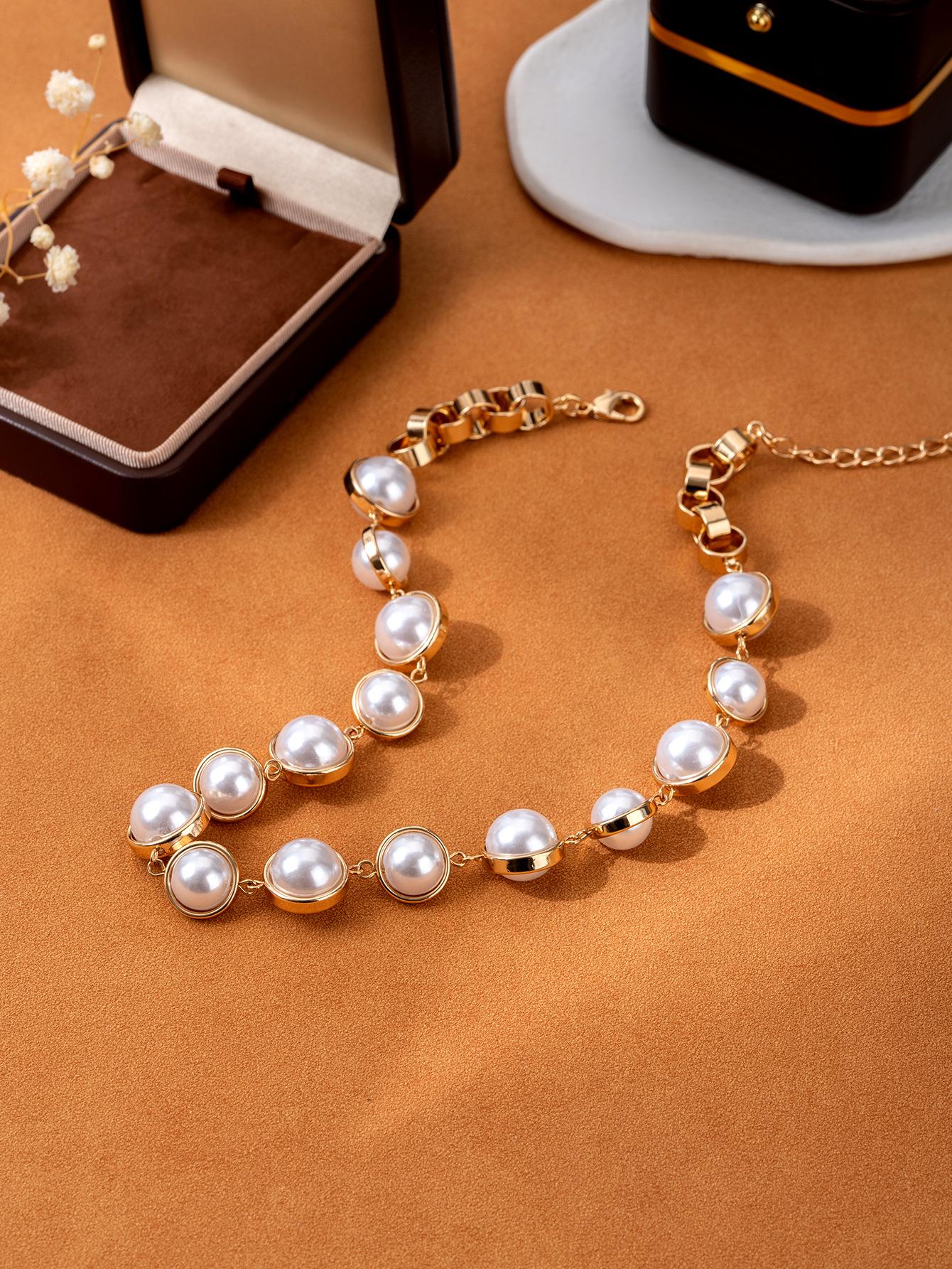 New hot-selling alloy pearl light luxury temperament exquisite collarbone chain