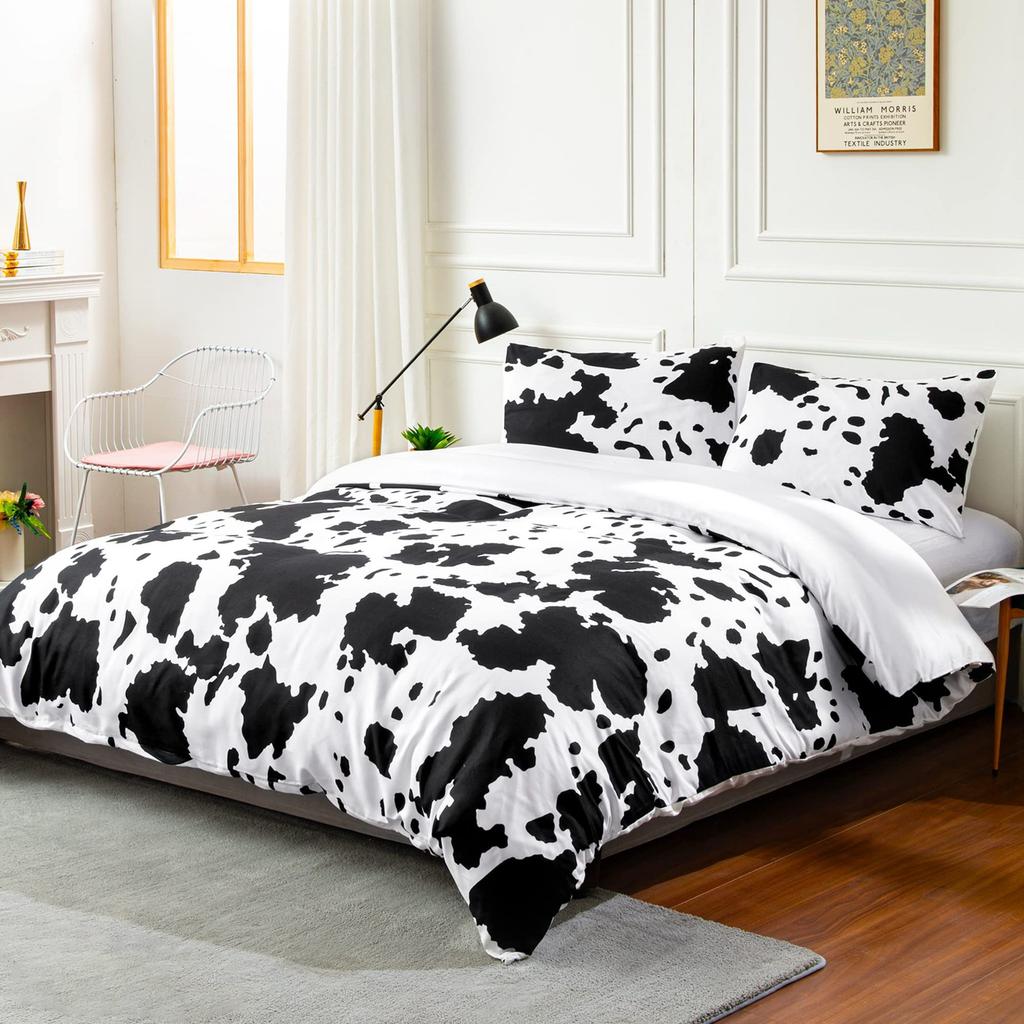 Cow Print Black And White Bedding Three-Piece Quilt Cover