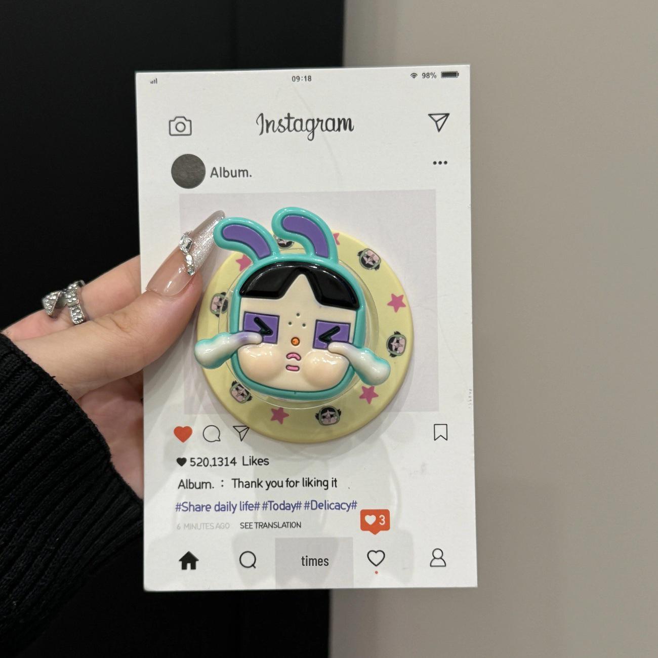 Trendy Green Cartoon Crying Doll Magsafe-Compatible Phone Holder with Strong Magnetic Absorption