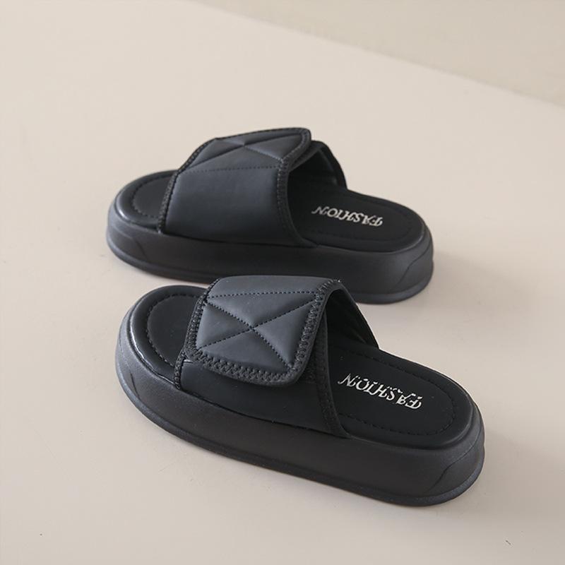 Fashion versatile thick-bottomed cool slippers for women's outer wear summer new niche casual non-slip cool slippers