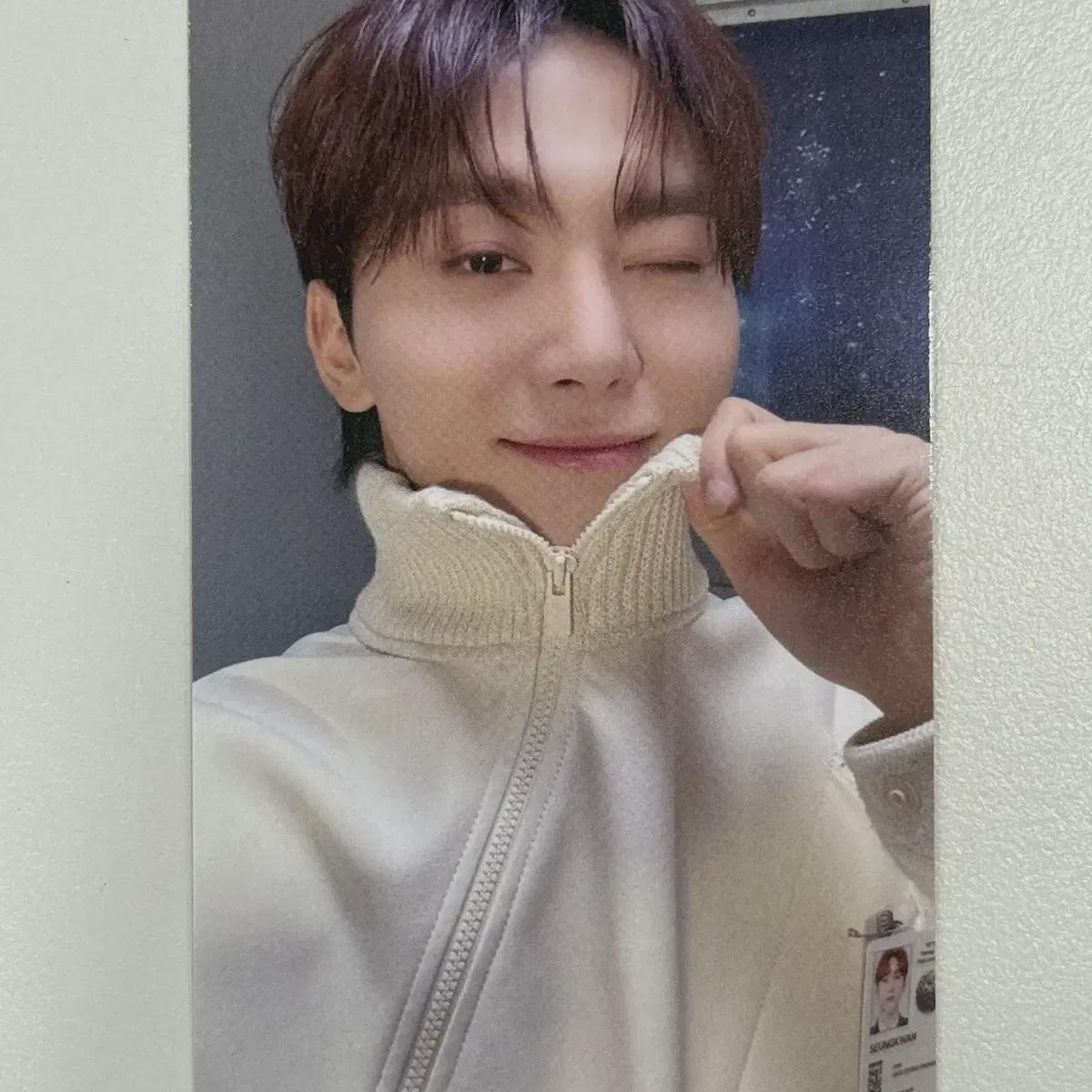 

Seventeen Срок годности ограничен Фукуока Универсальный - Сынкван