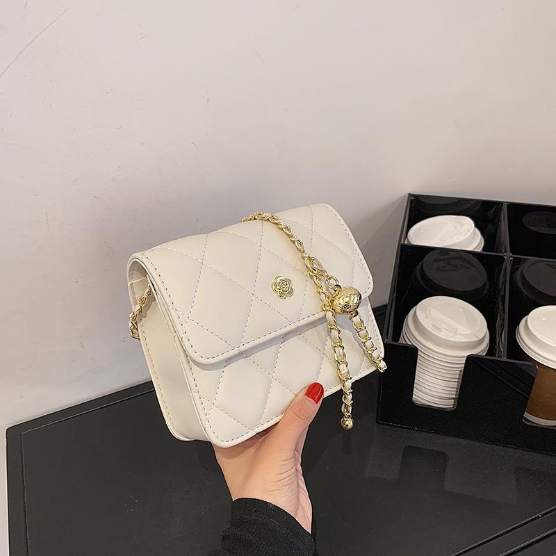 Chain Bag Women's New Fashion Versatile Messenger Bag Solid Color Bag