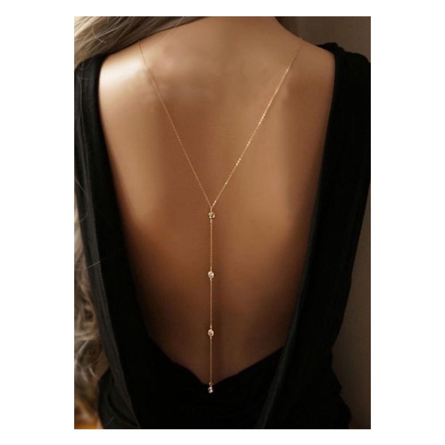 

Tarnishable Gold Color Crystal Stone Back Necklace золотий