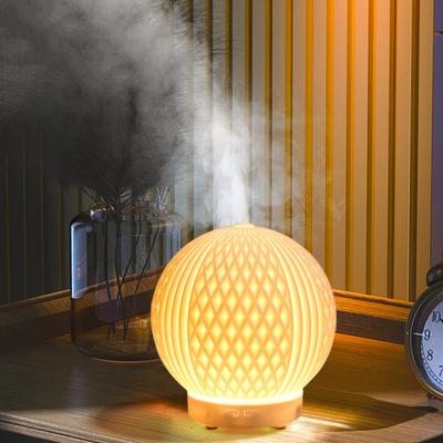 Home Desktop Elektrischer Diffusor für ätherische Öle USB-Ultraschall-Luftbefeuchter mit buntem Nachtlicht Aroma Humidificador Difusor