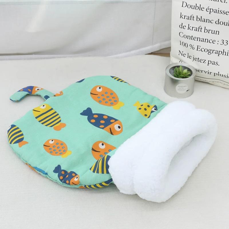 Thickened Winter Pet Bed: Semi-Enclosed Warm House for Cats & Small Dogs