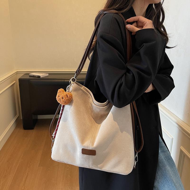 Retro commuter tote bag women's large capacity 2025 new fashion Korean version shoulder messenger bag multi-functional backpack