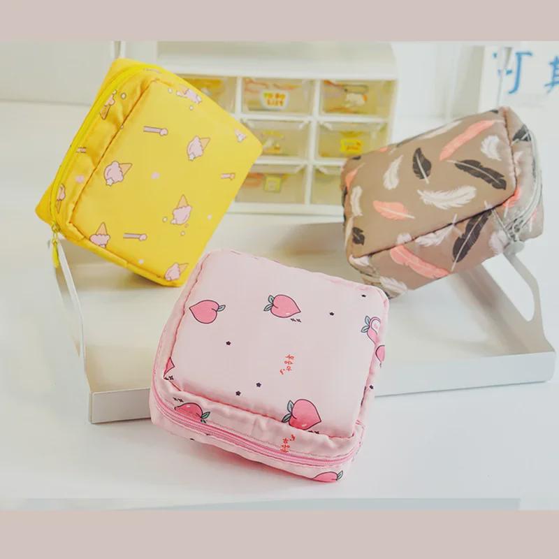 Girls' Cartoon Multifuntional Sanitary Napkin Storage Bag - Large Capacity, Portable, Student Use