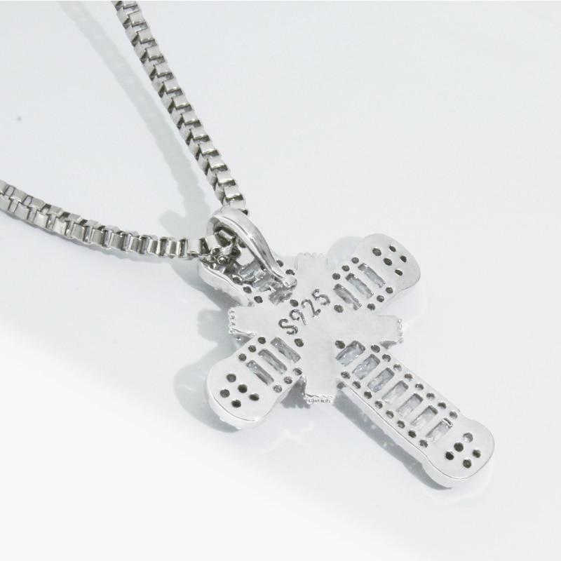 Klassisk retro skinnende Cubic Zirconia Cross for kvinner Mote Gull Sølvfarge Krystall Cross Choker Anheng Halskjede Festsmykker