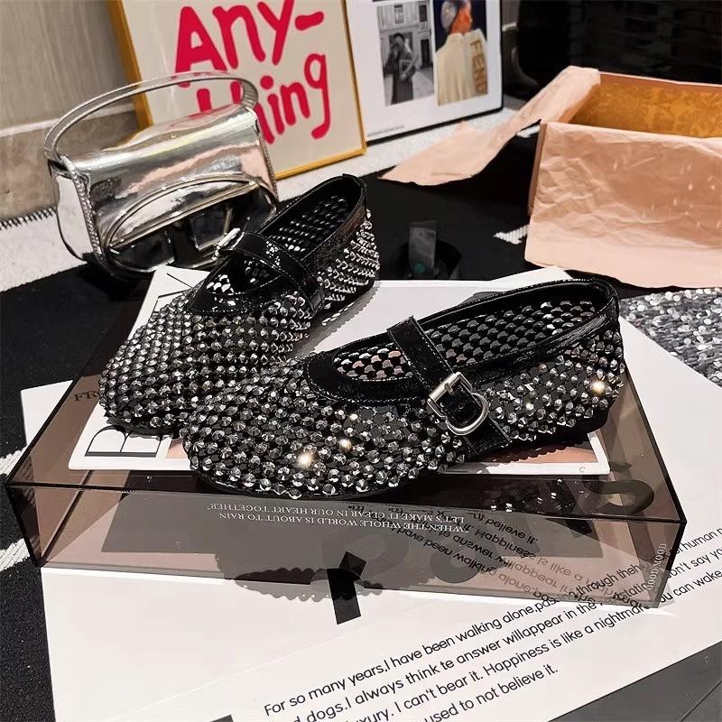 

Sandals Mesh Breathable Fashion Versatile Sandals Women New Flat Soft Soled Mary Jane Shoes for Women Sandalias De Mujer 40