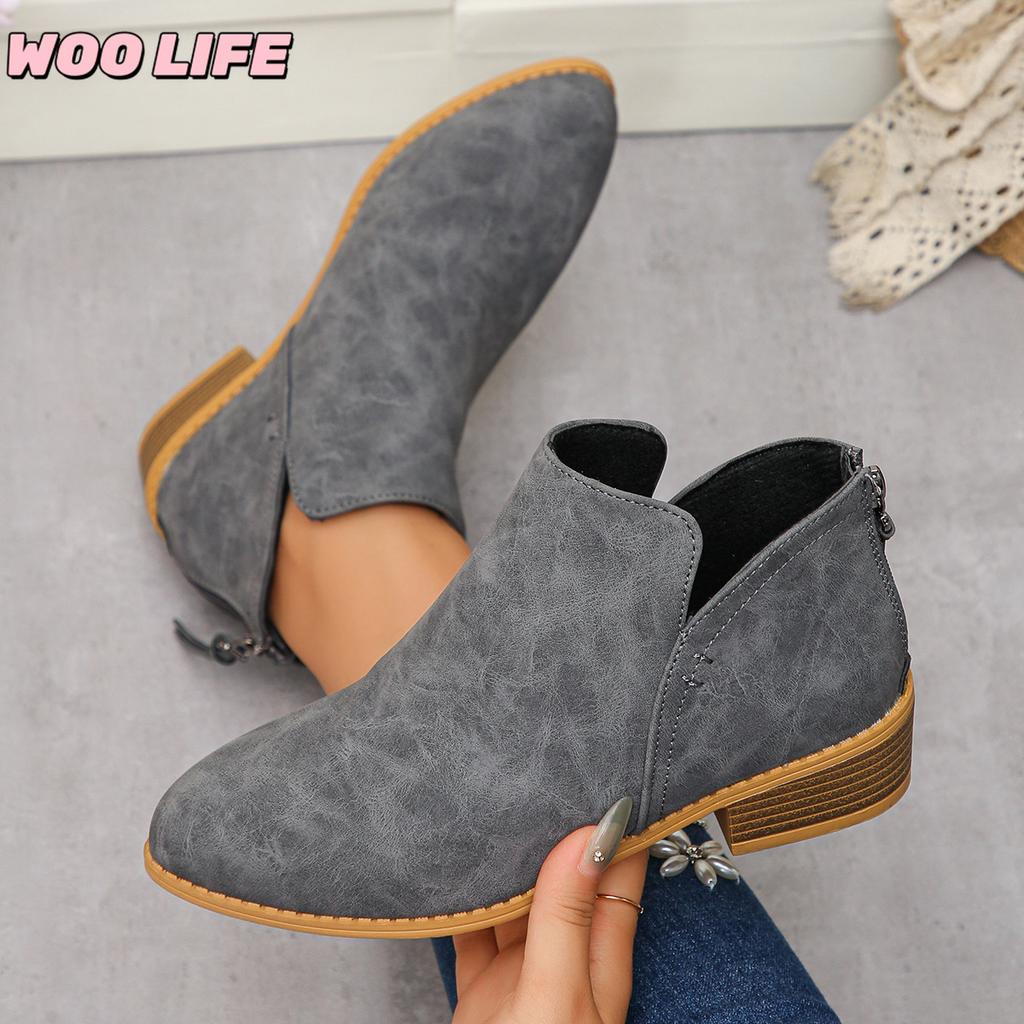 Pointed Rear Zipper Short-tube Martin Boots Women's Plus Size Leather Boots Solid Color Thin Thick-heeled Leather Ankle Boots