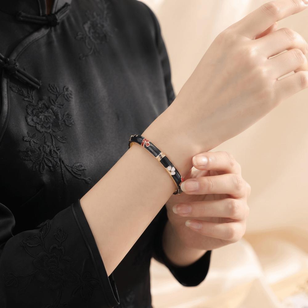 Elegant Design Enamel Bangle Flower Texture Open Clamp Bangle Light Luxury Dropped Glaze  Gifts