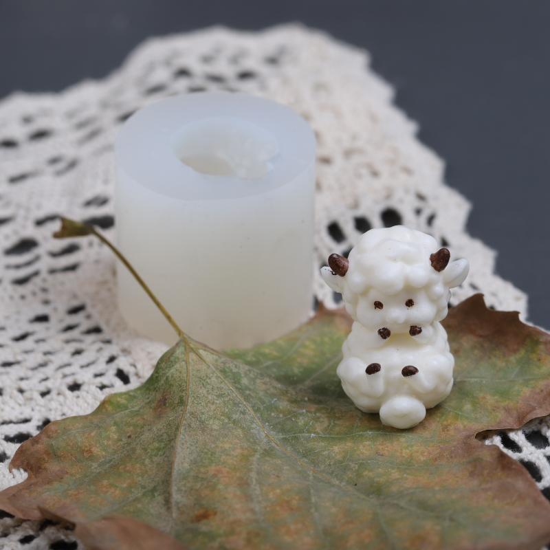 Cute Sheep Silicone Candle Mold With Bow Sitting Sheep Cute Design Diy Suitable Handmade Crafts Candles Plaster Soap Home Decor