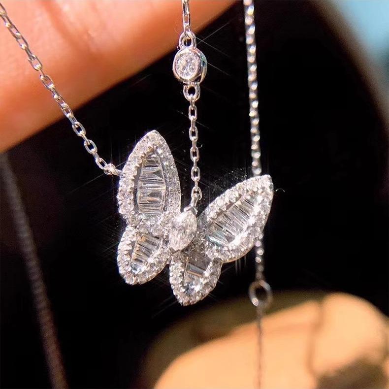Colier Exquis cu Pandantiv Diamant Fluture - Lanț Claviculă Modă de Lux pentru Femei