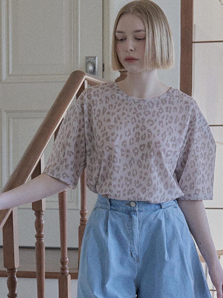 AVANT-G Leopard Short Sleeve T-Shirt - Beige