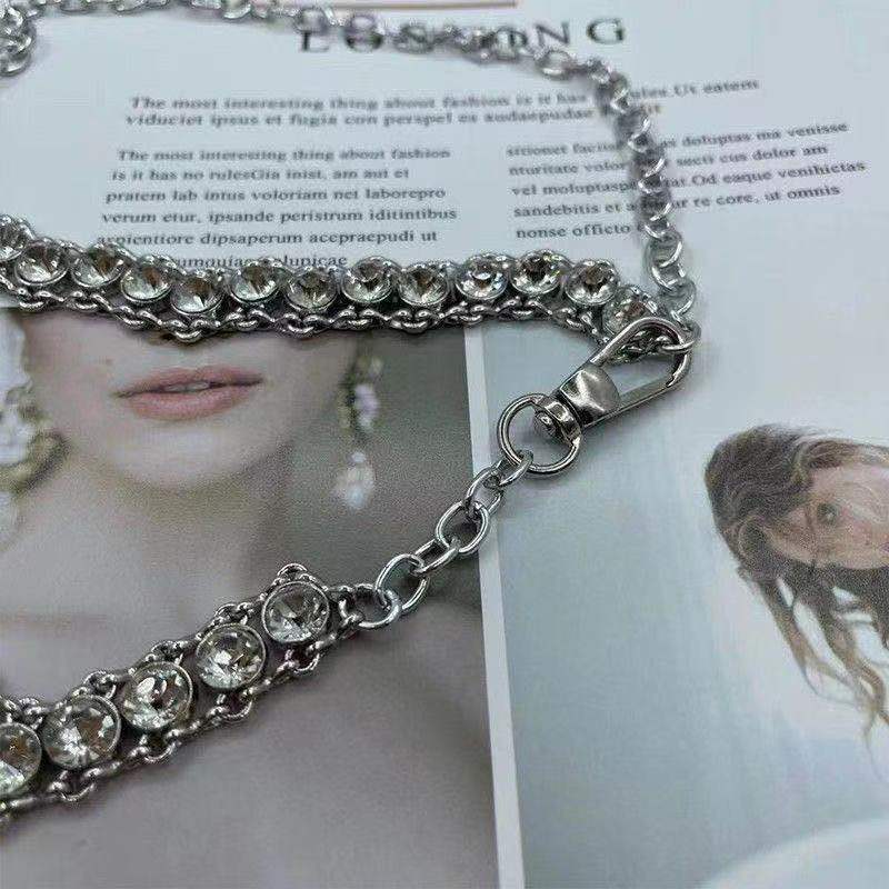 Korean Version of Metal Chain Rhinestone Waist Chain for Women Fashion Versatile Coat Sweater Jk Plaid Skirt Belt Waist Chain