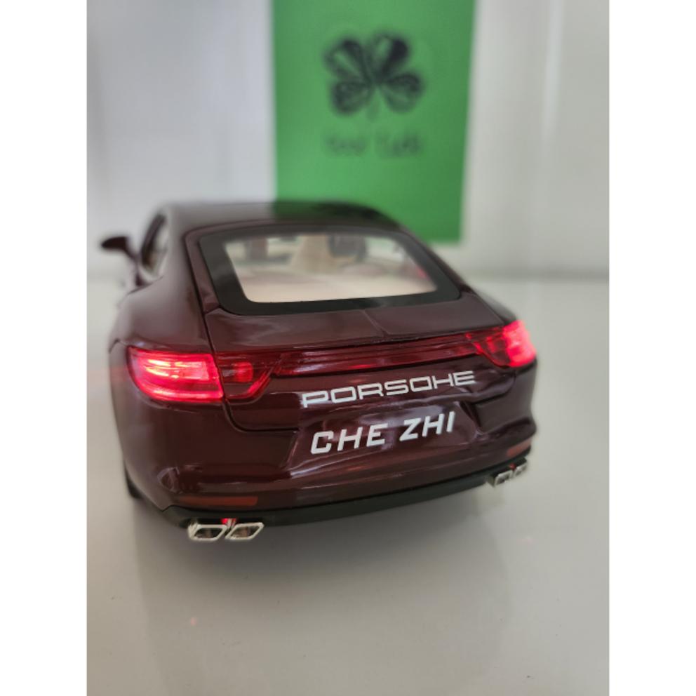 1:Mașinuță de Jucărie Model Diecast Scara 24 - Colecție Porsche, Volkswagen, Panamera, Ferrari (Maro)