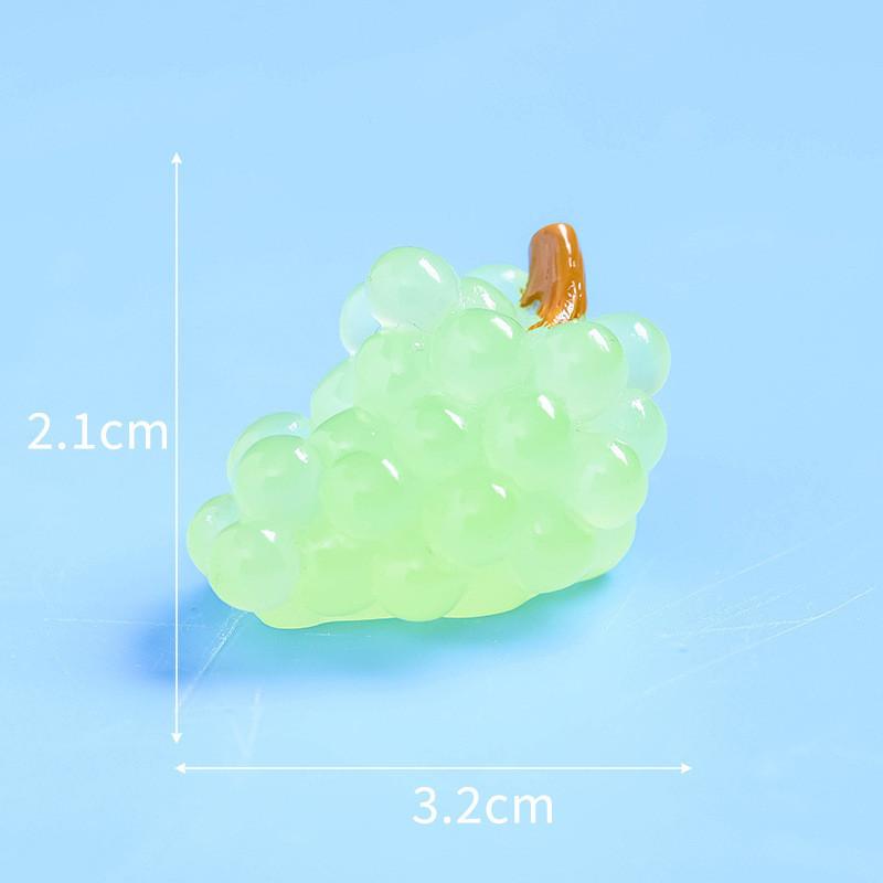 10Pcs/lot Multicolors Luminous Fruit Miniatures Glow In the Dark Resin Ornaments Fairy Garden Decoration Micro Landscape