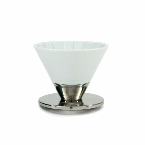Coffee Dripper Gloss White (Beasty Coffee, Arita, Saga Prefecture) A Dripper with a Striking Metal Finish