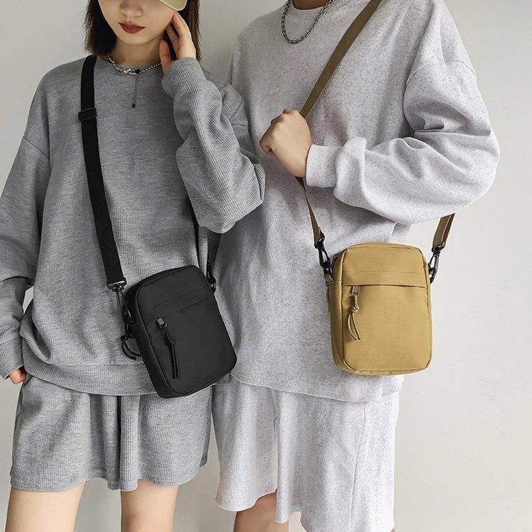 Student Canvas Bag for Women with Small Black Bag Crossbody Harajuku Korean Mobile Phone Bag for Men and Women Shoulder Bag