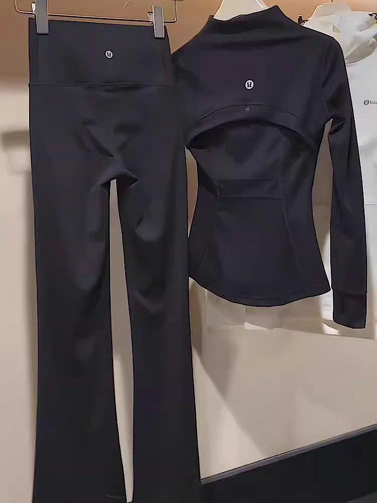 

Black Goddess Spring Yoga Activewear Set: Slimming Long Sleeve Top & Pants Medium